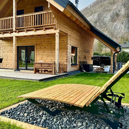 Gruenhaus - Dein In Holiday home